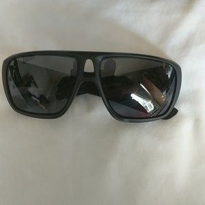Oakley Dispatch 1 sunglasses